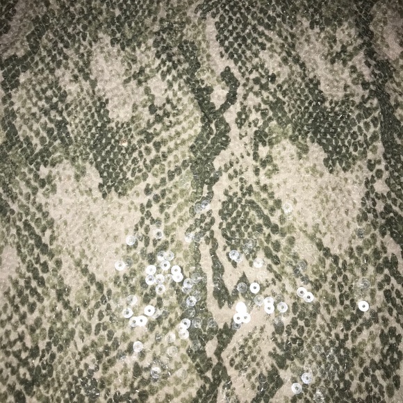 Old navy tank - Picture 2 of 4